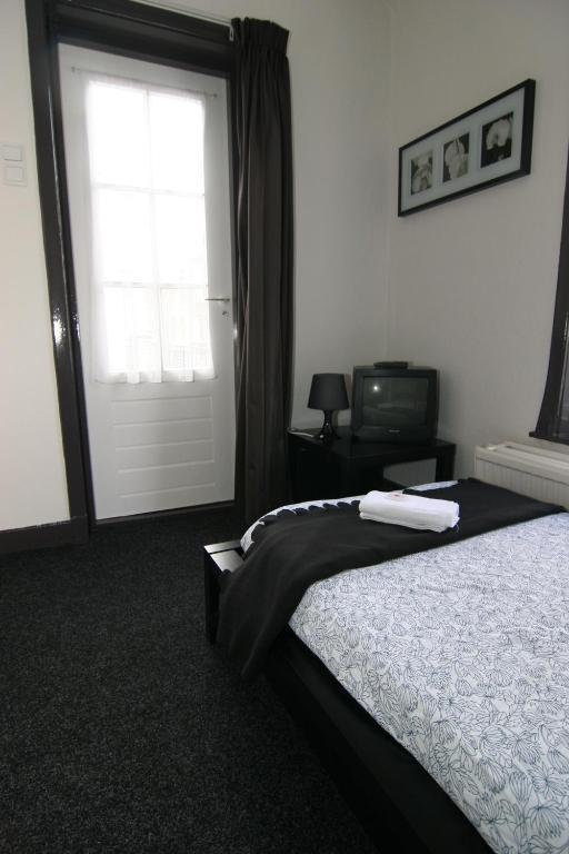 Budgethotel De Zwaan Eindhoven Room photo